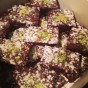 Brownie de chocolate y pistachos brownie_slider